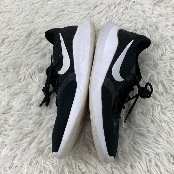 Nike Athletic Running Shoes - Picture 6 of 7